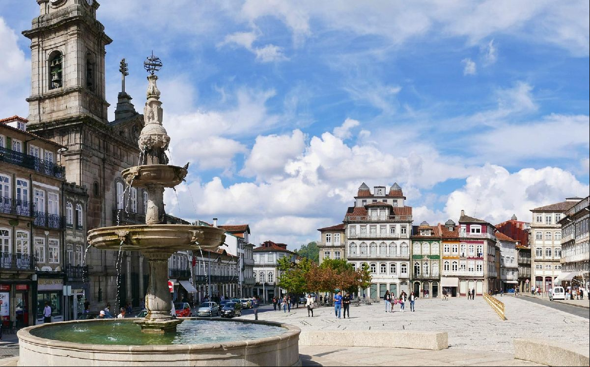 AGILEAR É UMA OPERADORA TURÍSTICA QUE EMERGE DA VONTADE DE DIVULGAR INTERNACIONALMENTE A RIQUEZA CULTURAL E HISTÓRICO-RELIGIOSA DO PORTO E NORTE DE PORTUGAL