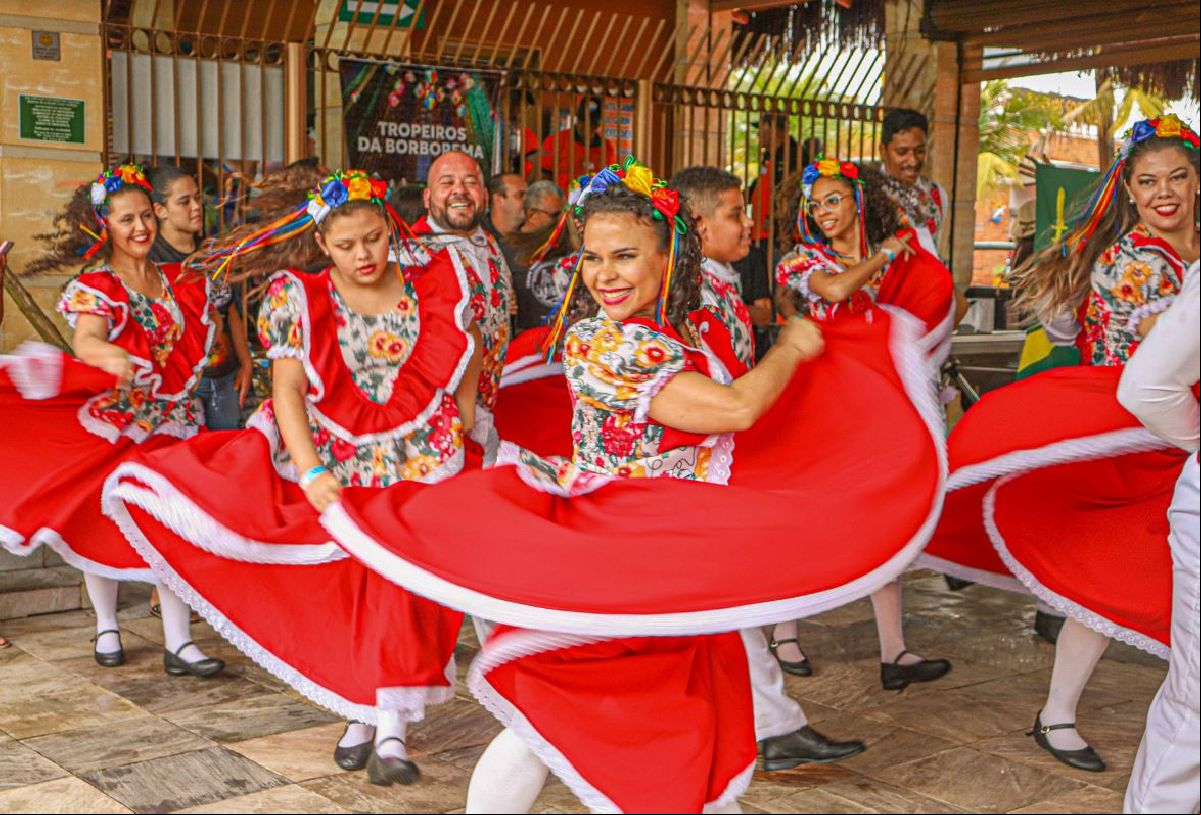 Thermas dos Laranjais recebe 24 grupos durante o Festival  do Folclore de Olímpia