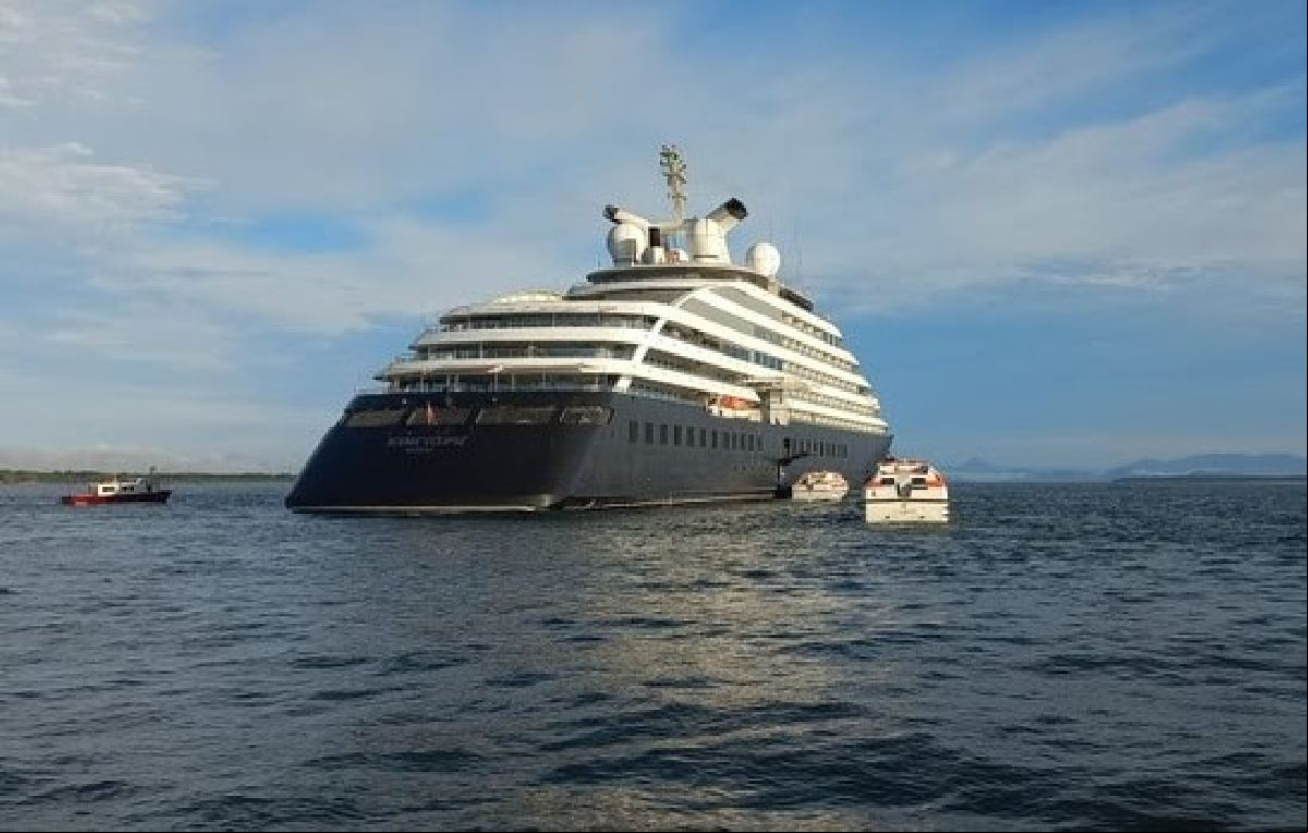 Scenic Eclipse inaugura ponto de fundeio na Ilha do Mel em rota intercontinental